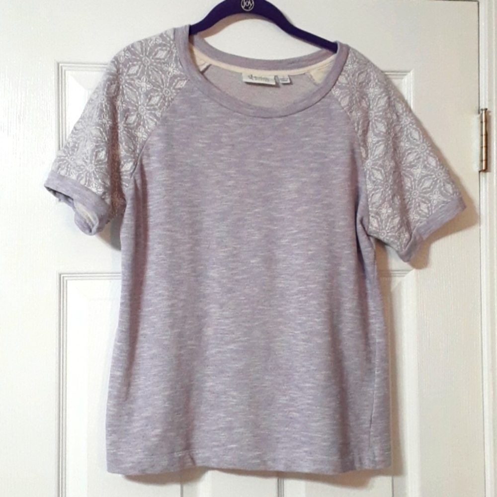 Denim and Co lavender short sleeve shirt